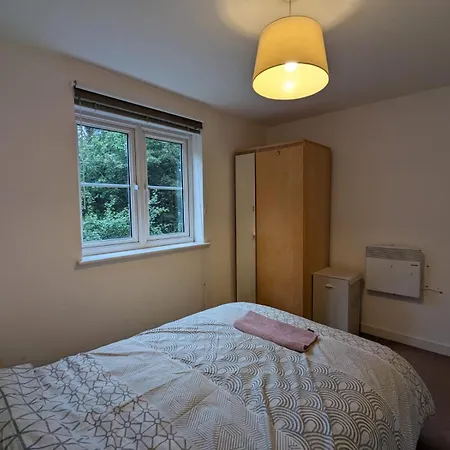 Apartment Your 3-bed Away From Home!